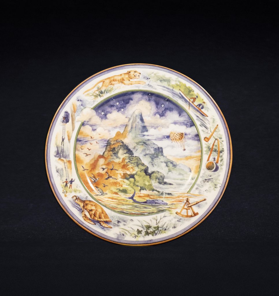 Assiette « L’Île mystérieuse » collection Millennium