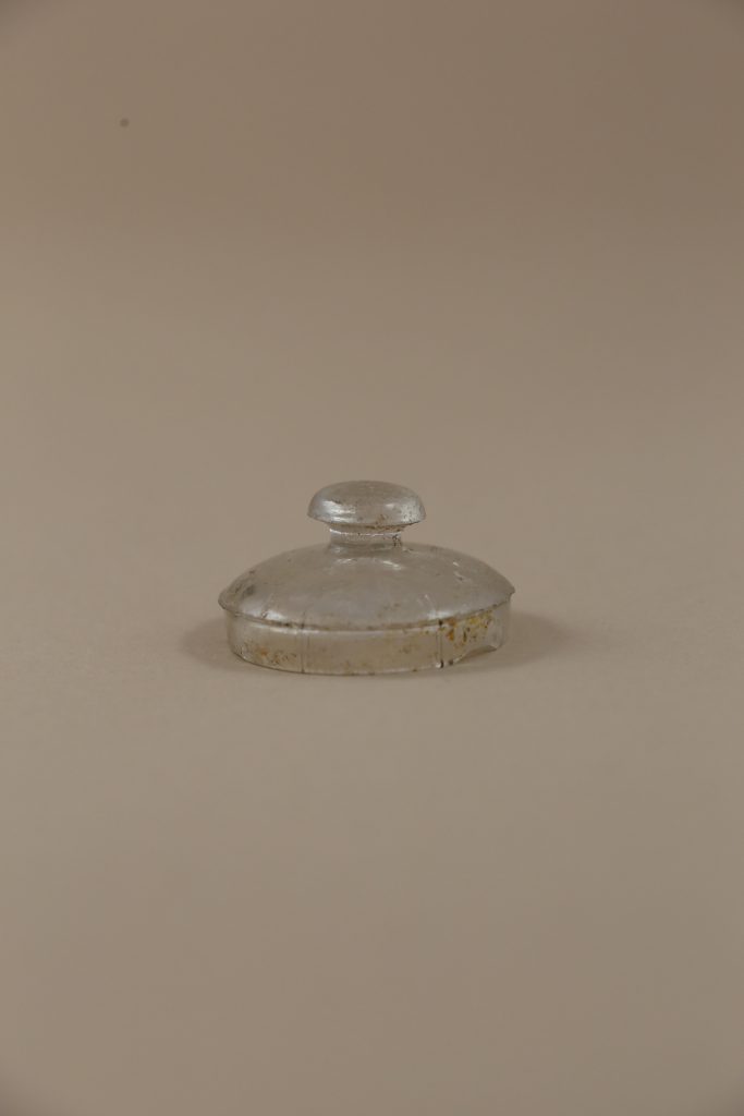 Couvercle mobilier trouvé fouille de Soissons Parc Gouraud 2014