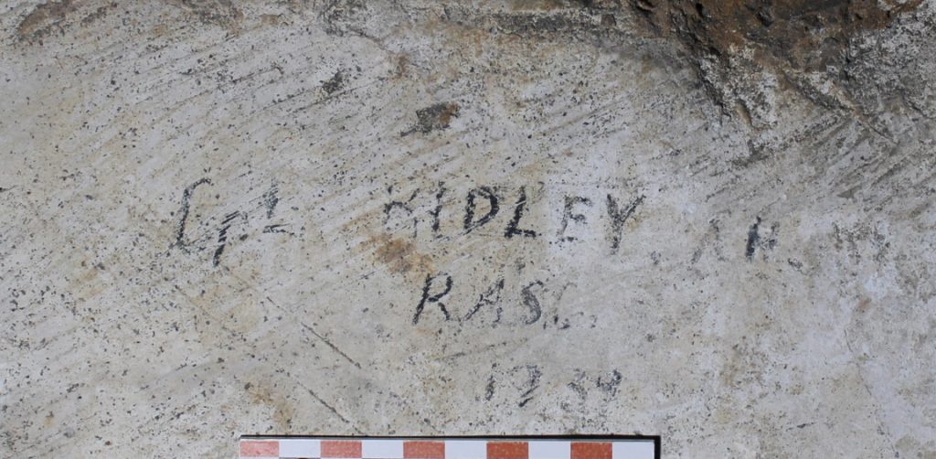 Graffiti relevé à la citadelle de Doullens (Somme) dans la contremine du bastion d'Amiens