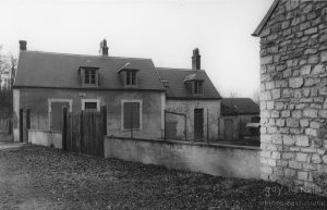 Rond de la Reine – photographies de la maison forestière