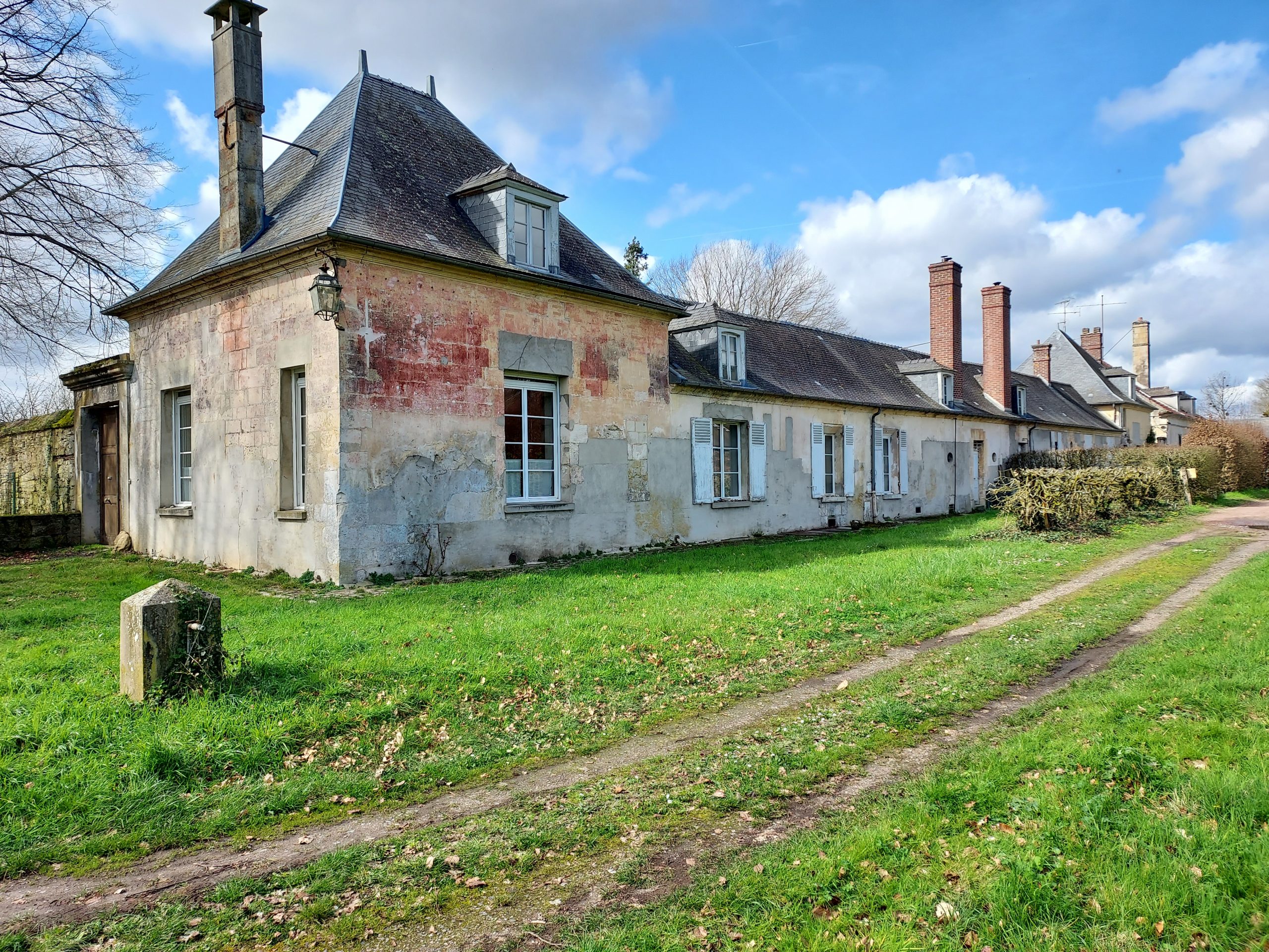 Main Image